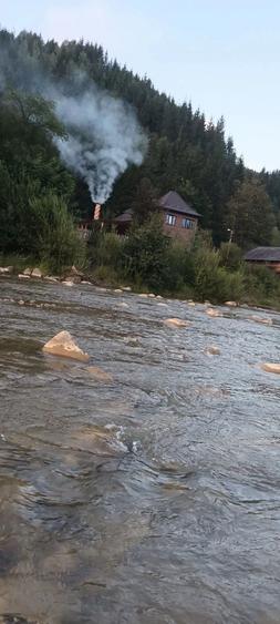 Casă cu 4 camere în Vama