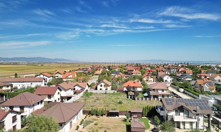 Teren Construcții intravilan de 823 mp, în Ghimbav Livadă