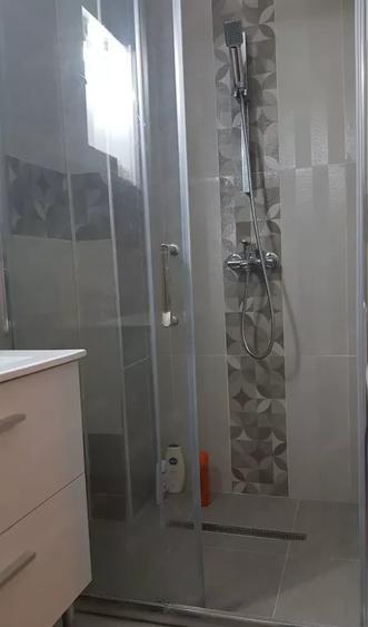 Apartament cu 2 camere semidecomandat, mobilat în Cișmigiu