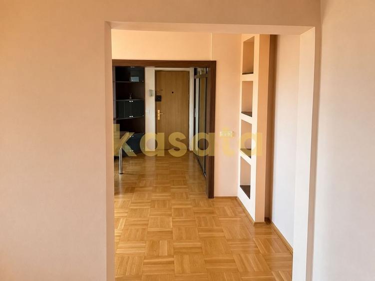Apartament cu 2 camere semidecomandat în Muncii