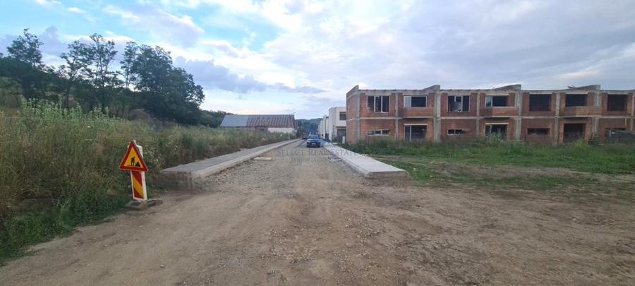 Teren Construcții intravilan de 2500 mp, în Șura Mare