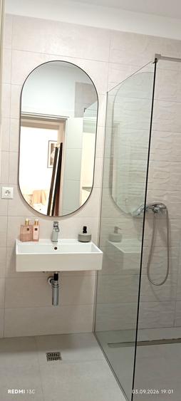 Apartament cu 2 camere decomandat în Splaiul Unirii