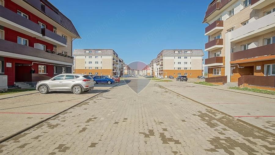 Garsonieră decomandată în Sânpetru