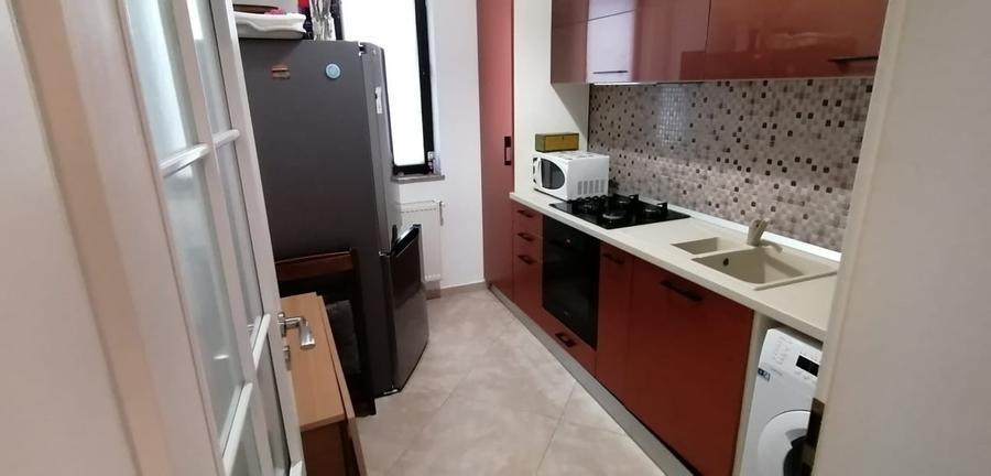 Apartament cu 3 camere decomandat, mobilat în Inel I