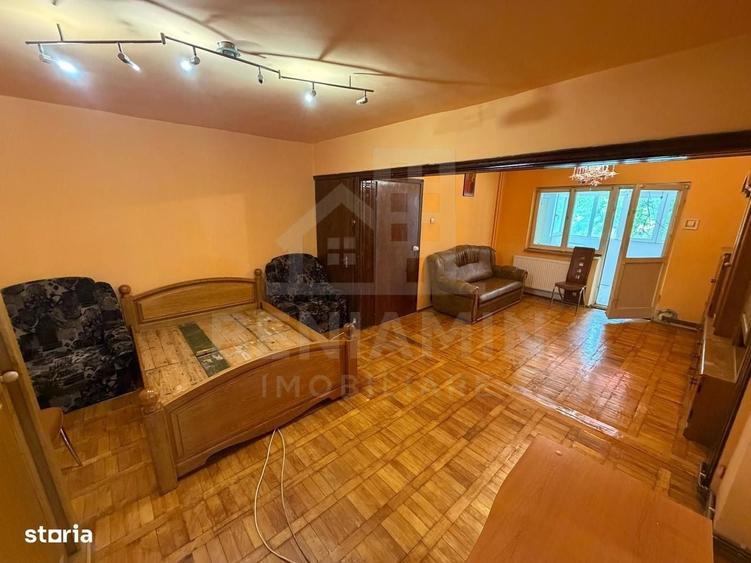 Apartament cu 3 camere decomandat în Lăpuș