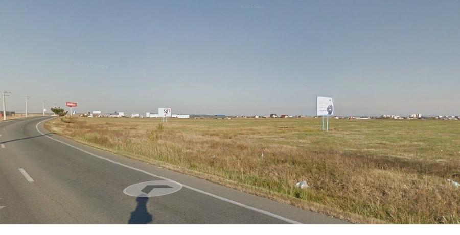 Teren Construcții intravilan de 29300 mp, în Albota