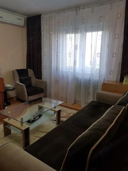 Apartament cu 2 camere semidecomandat în Giurgiului