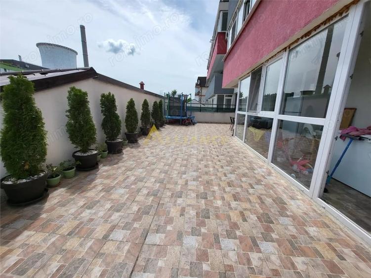 Apartament cu 3 camere în Brâncoveanu