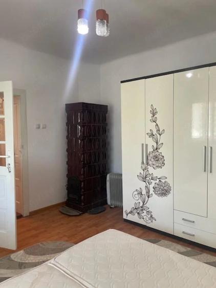 Casă cu Teren 700 Mp în Central
