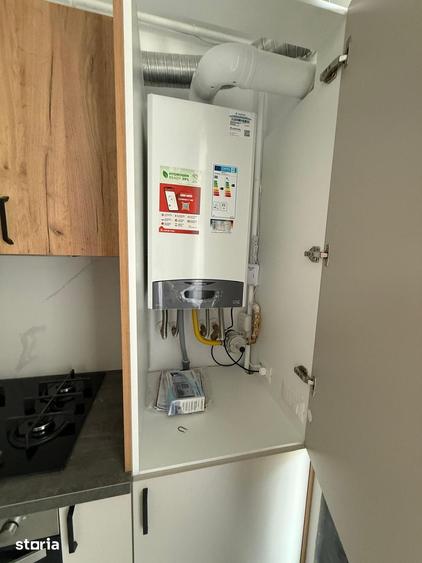 Intrare Obcini - Microapartament cu 2 camere semidecomandate. - 1