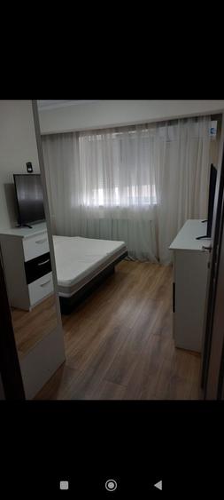 Inchiriez apartament 2 camere Calea Aradului 50 mp etajul4/4 - 1