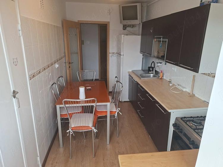 Apartament cu 2 camere decomandat în Astra