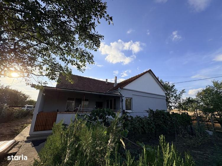 Casă cu 3 camere în Blaja