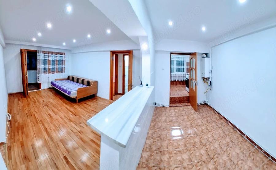 Apartament cu 3 camere decomandat în Fălticeni