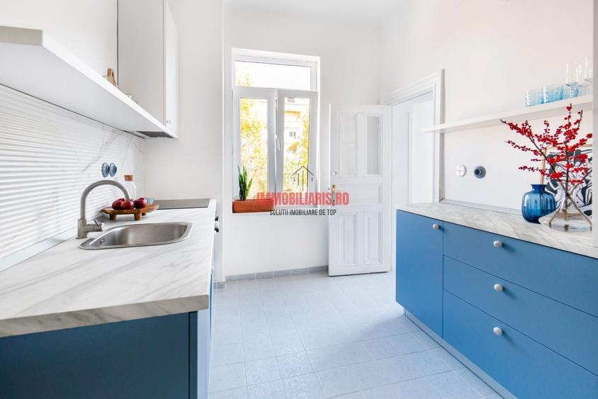 Apartament cu 3 camere decomandat în Theodor Pallady