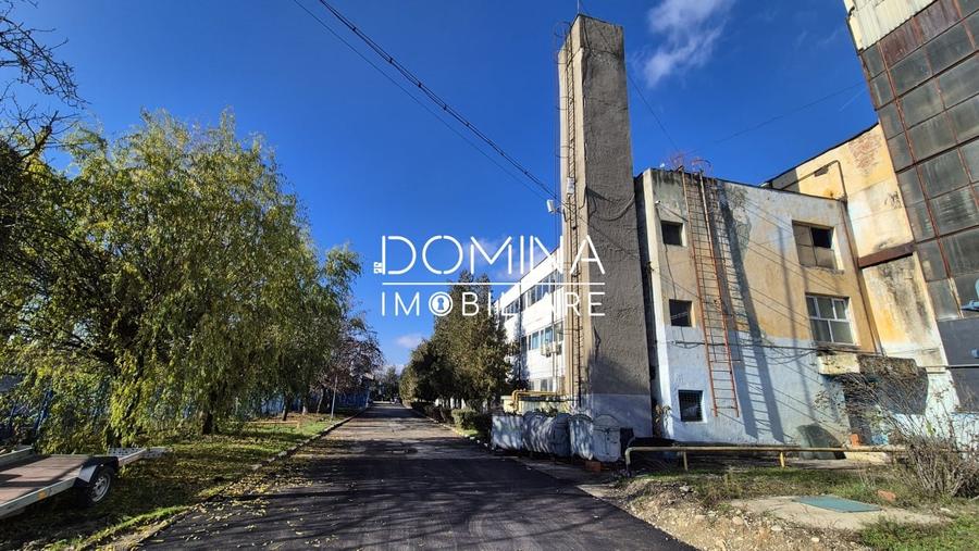 Spațiu industrial, de 2,274 mp, în Nord