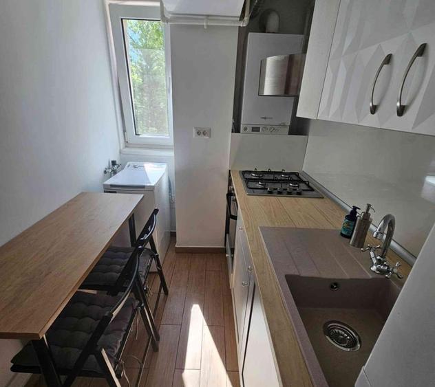 Apartament cu 2 camere decomandat în Tineretului