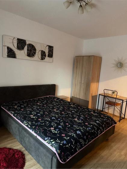 Garsonieră decomandată în Central