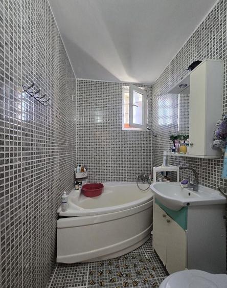 Apartament cu 2 camere semidecomandat, mobilat în Țiglina 1