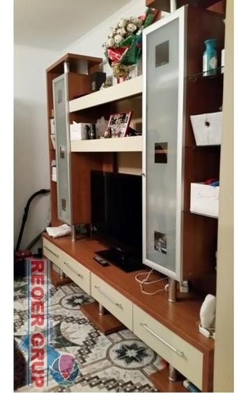 Apartament cu 3 camere semidecomandat în Nord