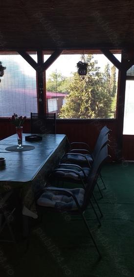 Casă cu 6 camere cu Teren 1122 Mp în Central