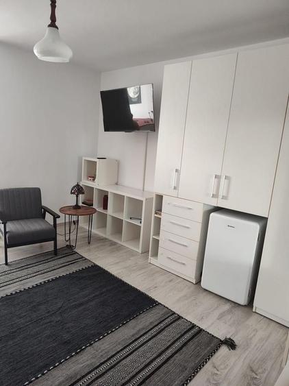 Garsonieră 5 min metrou Obor, complet renovată si mobilată– Str. Oboru - 2