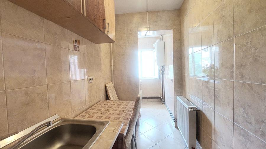 Garsonieră decomandată în Vitan