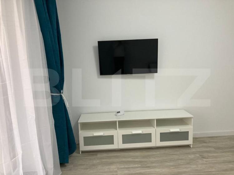 Garsonieră decomandată, mobilată în Cornitoiu