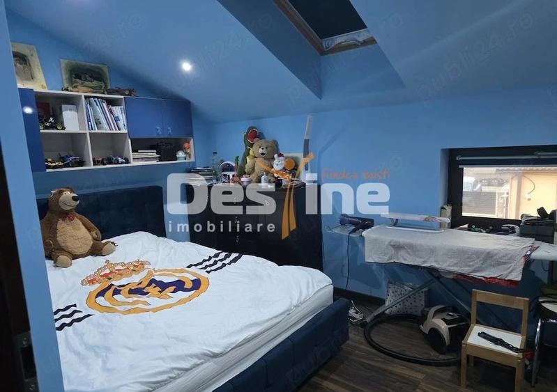Casă individuală cu 6 camere cu Canalizare în Freidorf