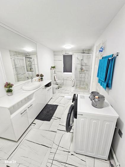 Casă cu 5 camere cu Teren 201 Mp în Bereasca