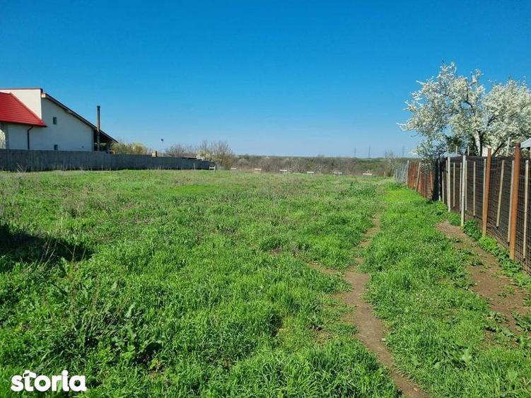 Teren de 452 mp, în Central