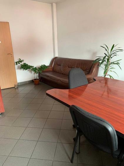 Spațiu comercial, de 100 mp, în Ultracentral