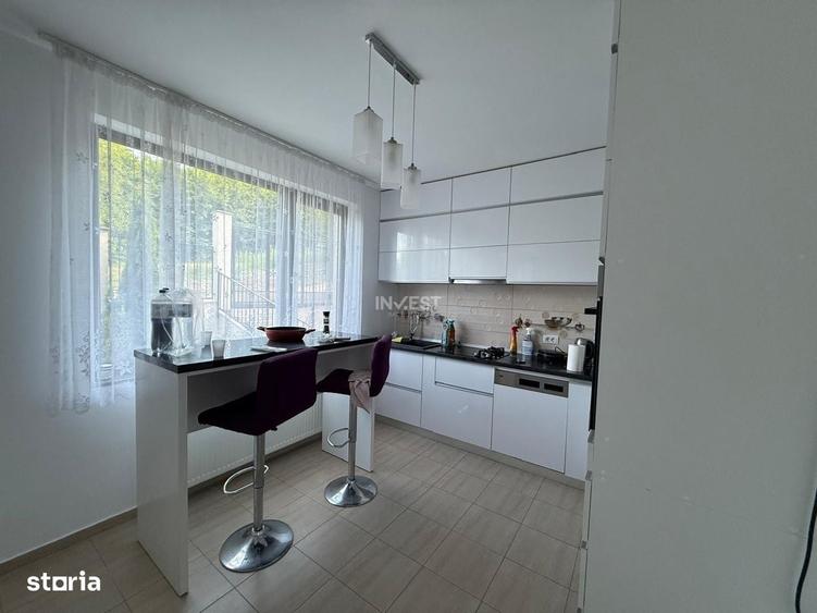 Casă cu 4 camere în Valea Lupului