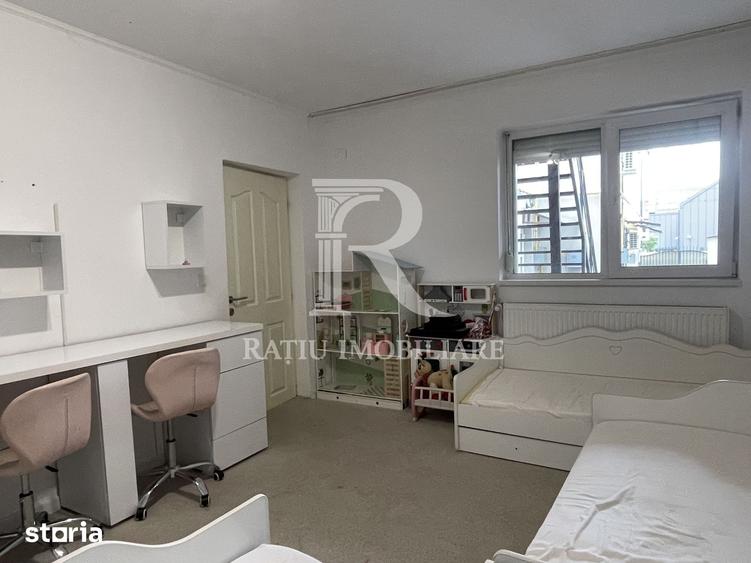 Apartament cu 3 camere în Iorga