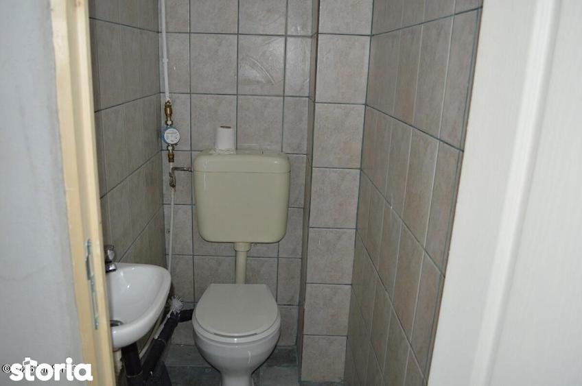 Apartament cu 3 camere în Războieni