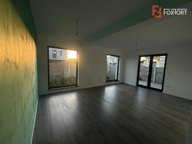 Duplex cu 5 camere cu Teren 300 Mp în Chișoda