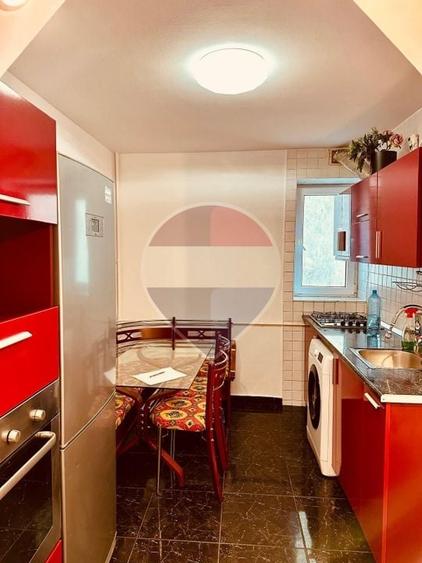 Apartament cu 2 camere decomandat în Drumul Taberei