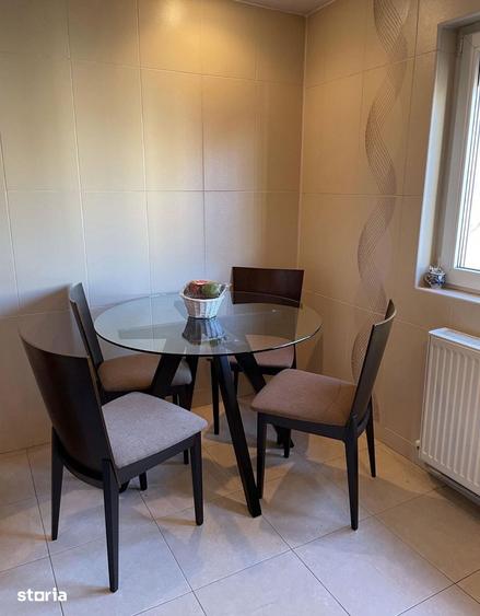 Apartament cu 3 camere decomandat în Colentina