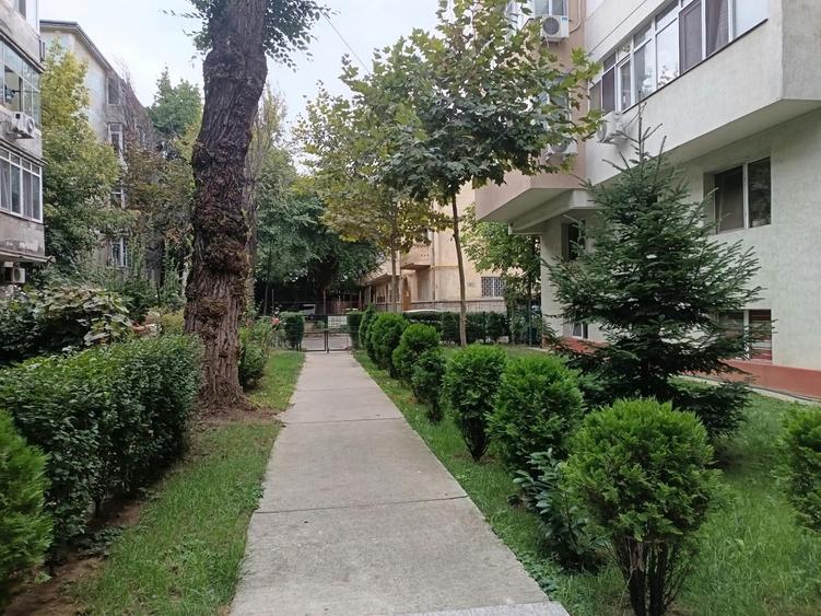 Apartament cu 2 camere decomandat, mobilat în Drumul Găzarului
