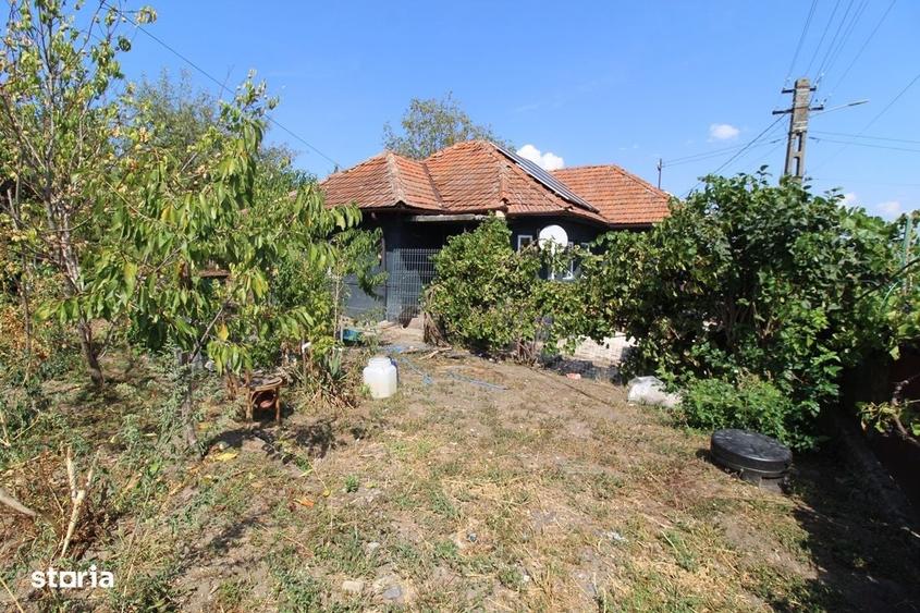 Casă cu 3 camere în Măceu