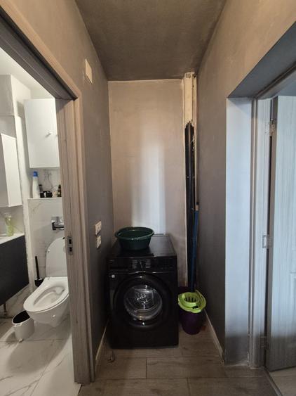 Apartament cu 2 camere semidecomandat în Calea București