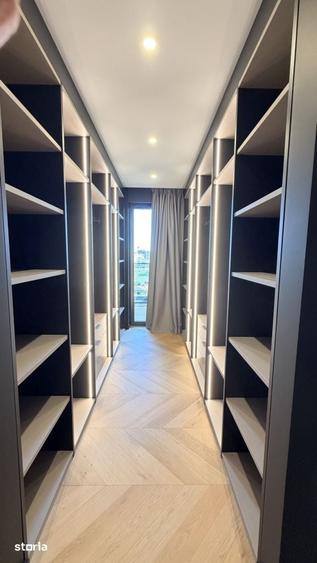 Apartament cu 4 camere în Central