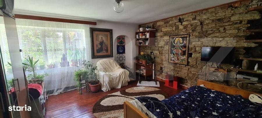 Casă cu 2 camere cu Teren 300 Mp în Central