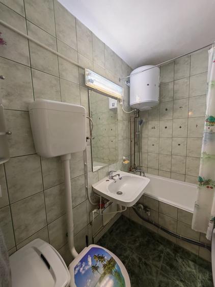 Apartament cu 3 camere decomandat în Brâncoveanu