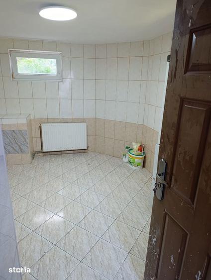 Spațiu comercial, de 20 mp, în Zorilor
