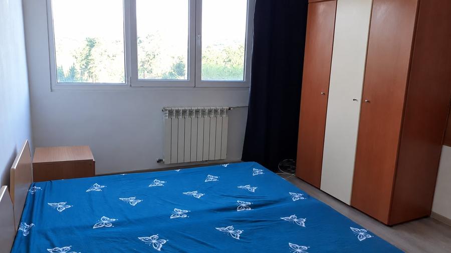 Apartament cu 2 camere decomandat, mobilat în Eroii Revoluției