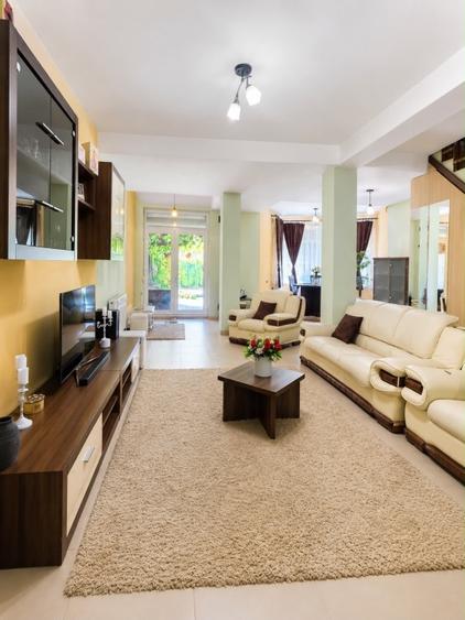 Duplex cu 4 camere cu Teren 325 Mp în Moșnița Nouă
