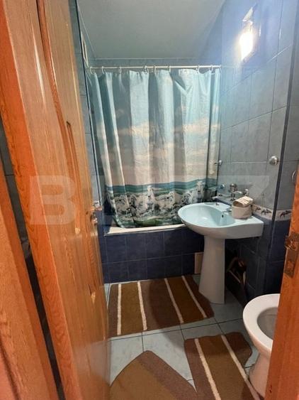 Apartament cu 2 camere semidecomandat, mobilat în Câmpia Turzii
