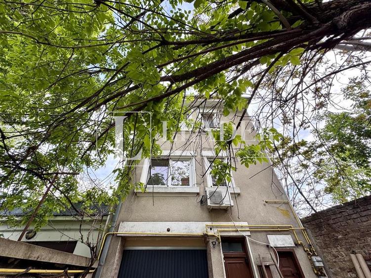Apartament cu 2 camere semidecomandat, mobilat în Știrbei Vodă