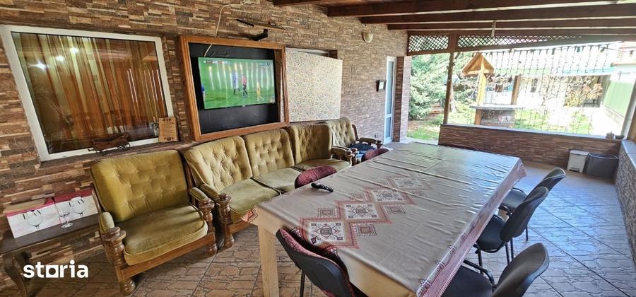 Casă cu 3 camere cu Teren 544 Mp în Central